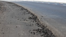В селе Привольном завершился ремонт дорог на двух участках 